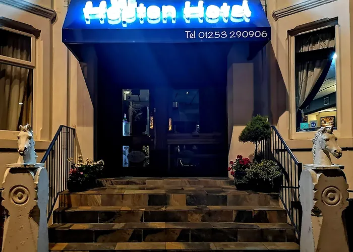 HoptonAirport Hotel